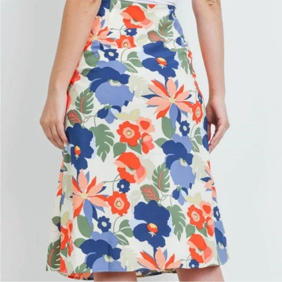 Coral & Blue Floral Skirt - Picture 5 of 5